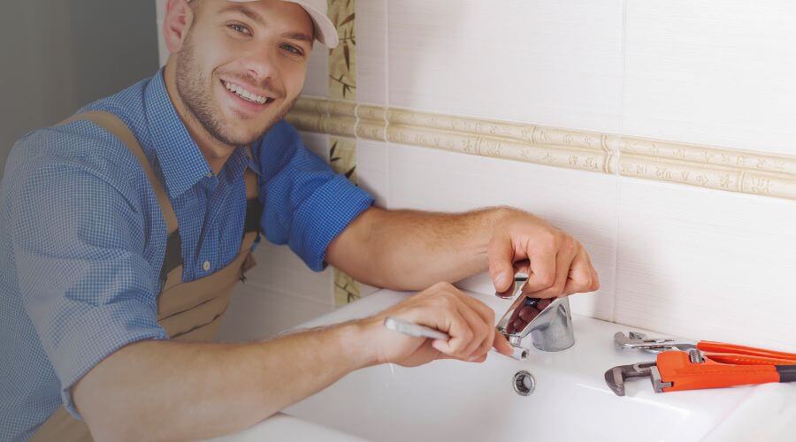 Faucet cartridge replacement in Emerson, IA